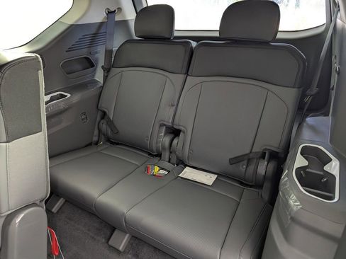 New 2026 Kia EV9 Light image 30