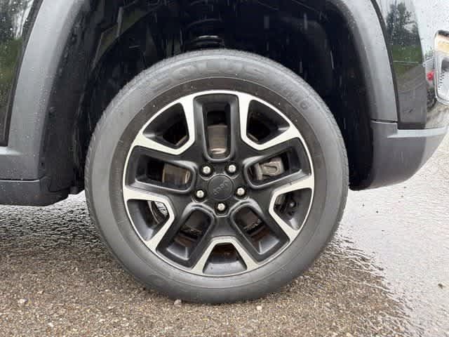 Used 2020 Jeep Compass Trailhawk AWD/4WD image 7