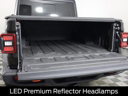 Used 2022 Jeep Gladiator Mojave w/ LED Lighting Group image 30