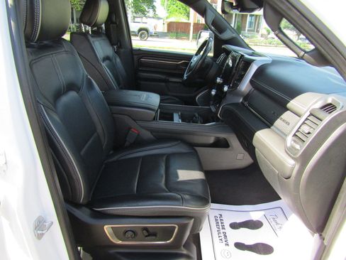 Used 2019 RAM 1500 Limited AWD/4WD image 21