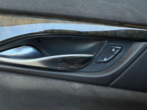 Used 2016 Cadillac Escalade Platinum RWD image 40