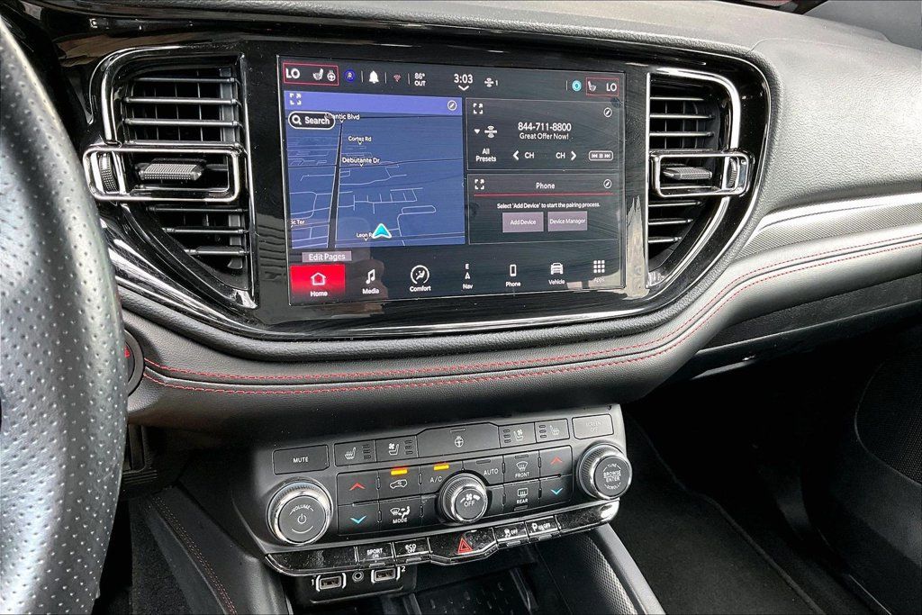 Used 2025 Dodge Durango R/T AWD/4WD image 15