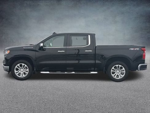 Used 2023 Chevrolet Silverado 1500 LTZ AWD/4WD image 10