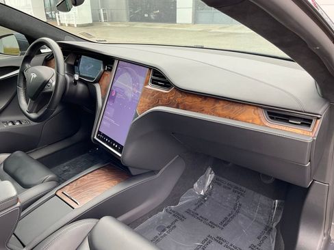 Used 2020 Tesla Model S Performance image 18