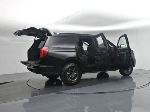 New 2026 Ford Expedition Tremor image 5