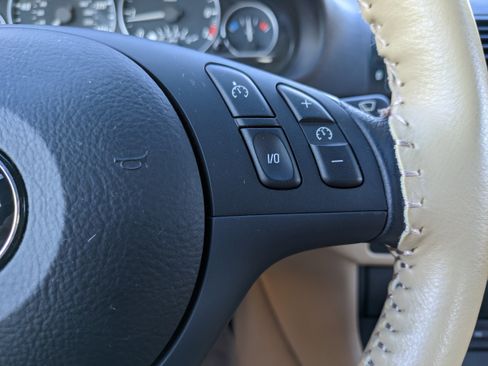 Used 2005 BMW 330Ci Convertible image 25