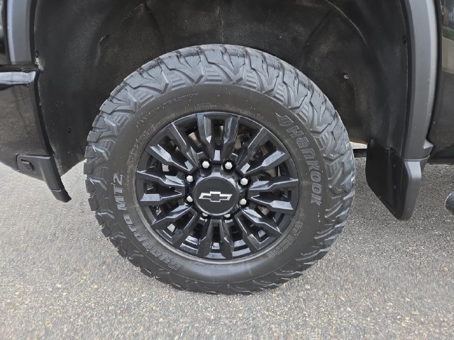 Used 2023 Chevrolet Silverado 2500 LTZ w/ LTZ Plus Package AWD/4WD image 7