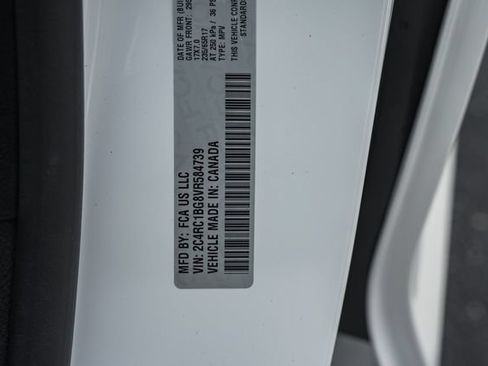 New 2027 Chrysler Pacifica Select FWD image 48