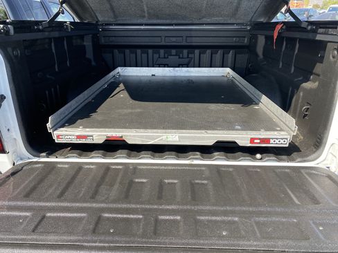 Used 2020 Chevrolet Colorado LT w/ Safety Package RWD image 15
