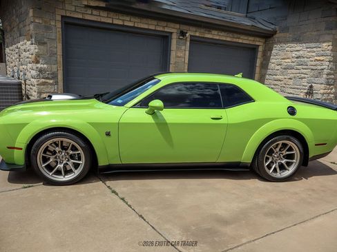 Used 2023 Dodge Challenger R/T Scat Pack RWD image 3