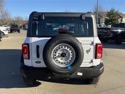 New 2025 Ford Bronco Base image 7