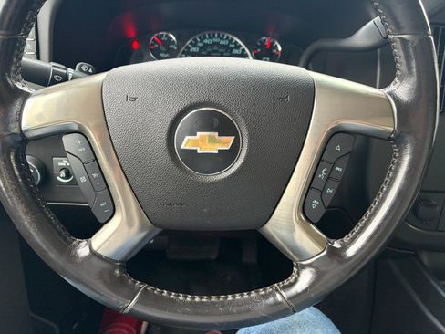 Used 2019 Chevrolet Express 3500 w/ Power Convenience Package RWD image 23