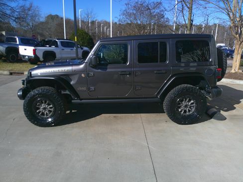 Used 2021 Jeep Wrangler Unlimited Rubicon w/ Trailer Tow Package image 8