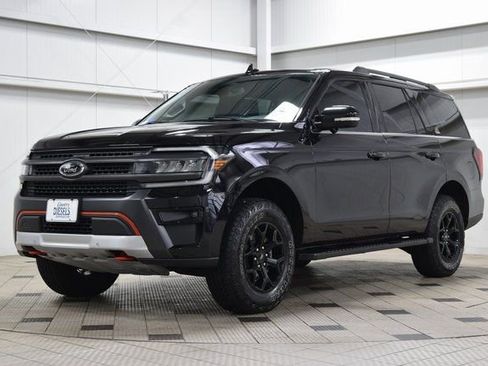 Used 2024 Ford Expedition Timberline image 3