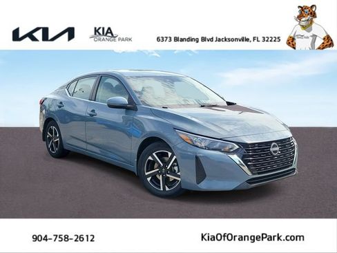Used 2024 Nissan Sentra SV FWD image 1
