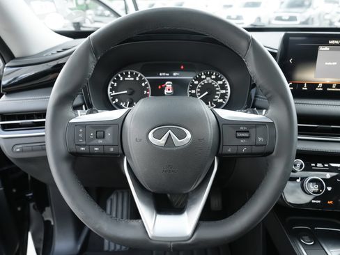 Used 2023 INFINITI QX60 Pure FWD image 18
