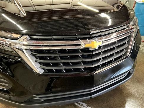 Used 2024 Chevrolet Equinox LS image 31