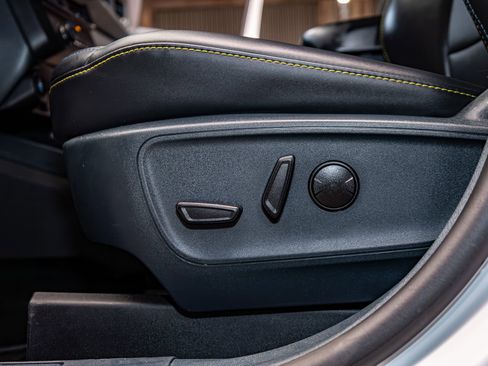 Used 2025 Ford Maverick Lobo image 20