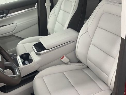 New 2026 GMC Terrain Denali w/ LPO, Floor Liner Package image 14