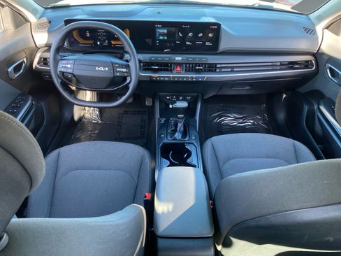 Used 2025 Kia K4 FWD image 10