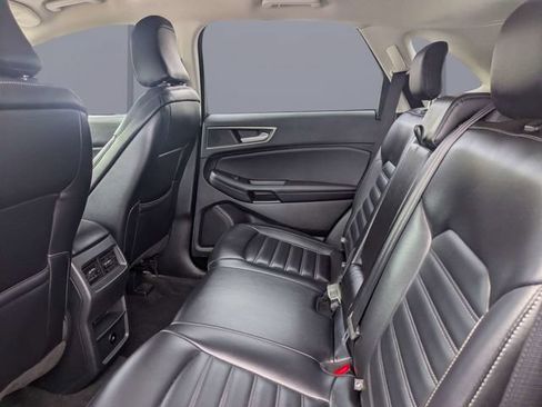 Used 2024 Ford Edge SEL AWD/4WD image 13