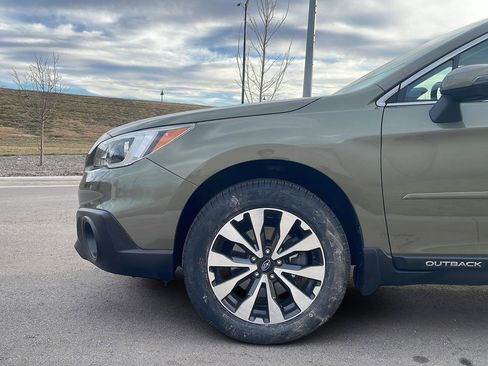 Used 2016 Subaru Outback 2.5i Limited image 10
