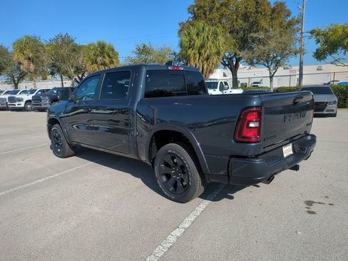 New 2026 RAM 1500 4x4 Crew Cab image 7