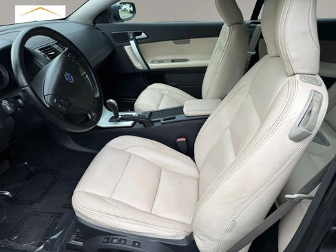 Used 2013 Volvo C70 T5 FWD image 9