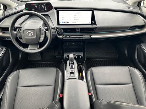 Used 2026 Toyota Prius XLE image 4