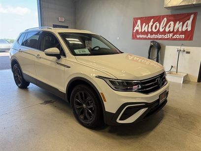 Used 2024 Volkswagen Tiguan SE