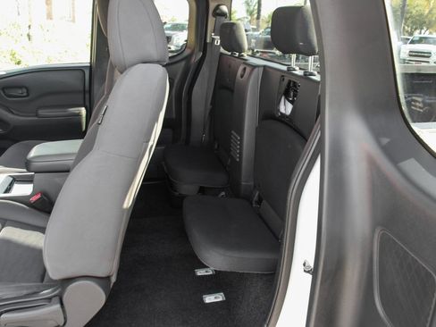 Used 2022 Nissan Frontier S image 18