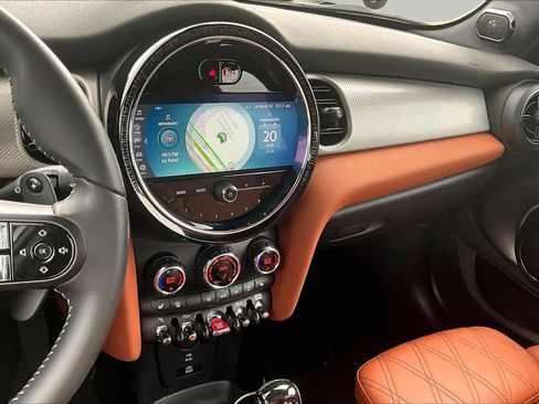 Used 2024 MINI Cooper S FWD image 6