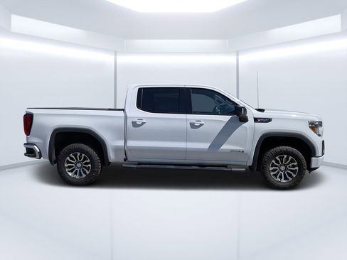 Used 2020 GMC Sierra 1500 AT4 w/ AT4 Premium Package image 2