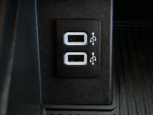 Used 2019 Ford F350 Lariat w/ Lariat Value Package image 31