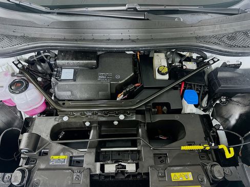 Used 2023 Volkswagen ID.4 2WD image 31