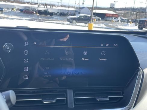 Certified 2026 Chevrolet Trax LT image 34