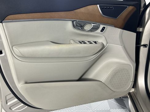 Used 2016 Volvo XC90 T6 Inscription w/ Vision Package AWD/4WD image 29