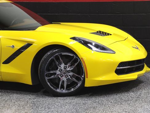 Used 2014 Chevrolet Corvette Stingray Coupe RWD image 60