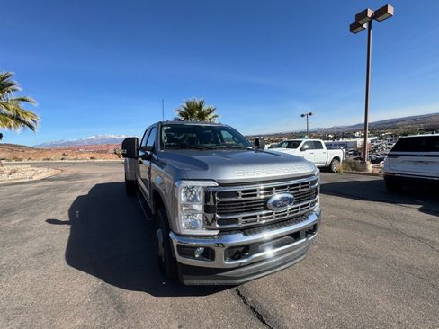 Used 2024 Ford F350 XLT image 7