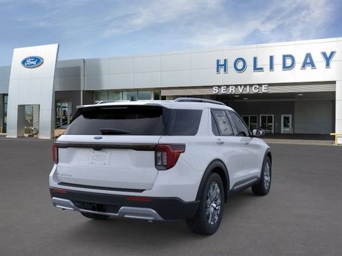 New 2026 Ford Explorer Platinum RWD image 8