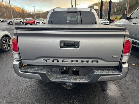 Used 2021 Toyota Tacoma TRD Off-Road image 19