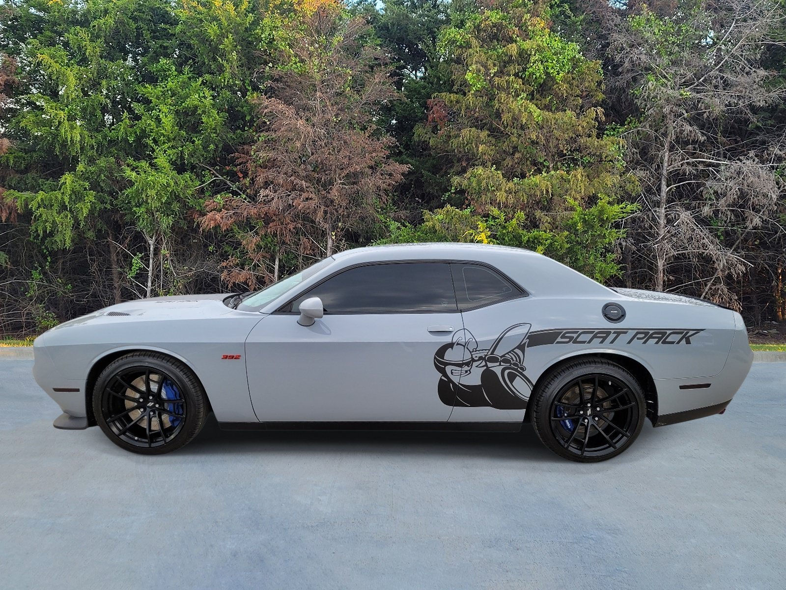 Used 2020 Dodge Challenger R/T Scat Pack w/ Dynamics Package RWD image 21