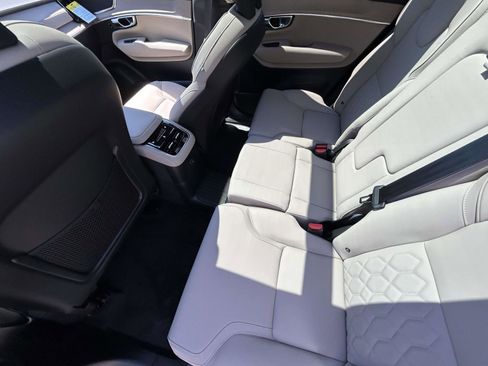 New 2026 Volvo XC90 T8 Plus w/ Protection Package Premier AWD/4WD image 12