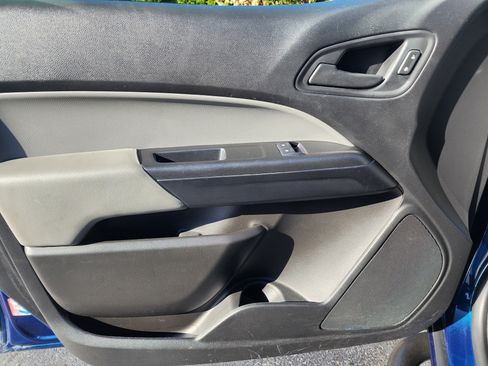 Used 2020 GMC Canyon W/T w/ Convenience Package image 22