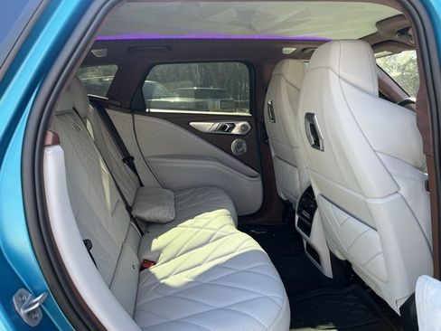 Used 2024 BMW XM image 13