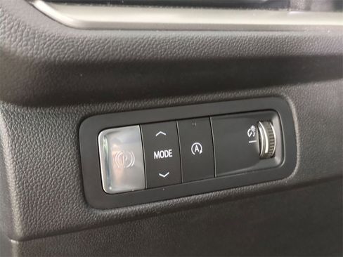 Certified 2024 Chevrolet Traverse LS w/ Midnight/Sport Edition image 17