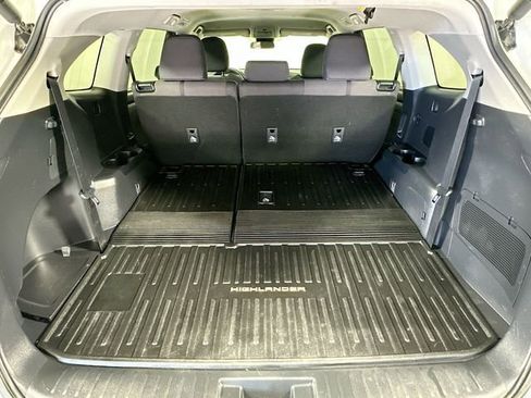 Certified 2024 Toyota Highlander LE image 26