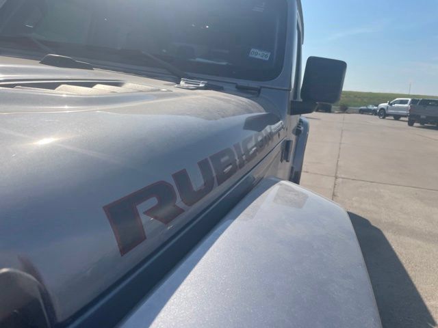 Used 2021 Jeep Gladiator Rubicon AWD/4WD image 16