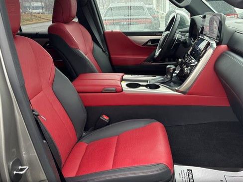 Used 2023 Lexus LX 600 F Sport image 10