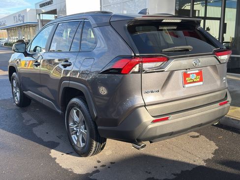 New 2025 Toyota RAV4 XLE w/ Convenience Package image 9